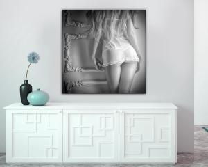 Quadro su tela ARTE 100X100 cm SEXY LINGERIE del brand Lupia, categoria: Arredo e decorazioni > Quadri e Tele > Quadri bianco e nero.