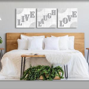 Collezione Set 3 pezzi Quadri su Tela STYLE WHITE                 - 43x43 cm del brand Lupia, categoria: Arredo e decorazioni > Quadri e Tele > Quadri a pannelli.