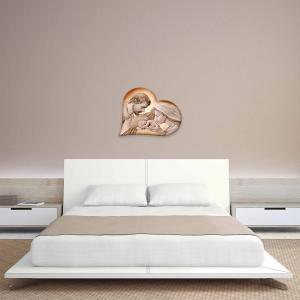 Capezzale sacra famiglia in legno HEART HOLY KISS BROWN 50X65 cm del brand Lupia, categoria: Arredo e decorazioni > Decorazioni da parete > Capezzali.