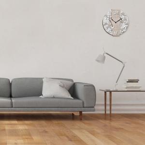 Orologio da parete lavorato in legno cm 32X32 TREE BROWN del brand Lupia, categoria: Complementi d'arredo > Orologi > Orologi da parete.