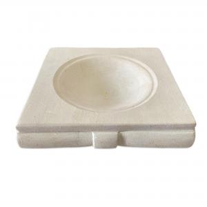 Posacenere, Svuotatasche BAROCCO 16x16 cm in Pietra Leccese salentina del brand Maestro d'arte De Iaco Alfredo, categoria: Artigianato salentino > Pietra leccese e carparo > Oggettistica.