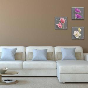 Set 3 pezzi Quadri su tela tema floreale Canvas Day 38x38 cm FLOWER GREY del brand Lupia, categoria: Arredo e decorazioni > Quadri e Tele > Quadri su tela.