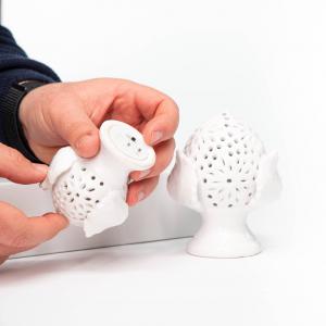 NEW Pumo BIANCO Salentino lavorato con micro LED decorazione in ceramica tipica pugliese - Piccolo H 9 cm del brand Lupia, categoria: Artigianato salentino > Ceramica Salentina > Pumo Salentino.