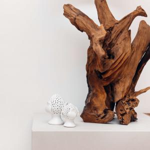 NEW Pumo BIANCO Salentino lavorato con micro LED decorazione in ceramica tipica pugliese - Piccolo H 9 cm del brand Lupia, categoria: Artigianato salentino > Ceramica Salentina > Pumo Salentino.