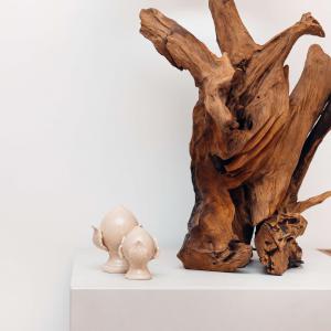 PUMO colorato CREMA Avorio Salentino Chiuso NEW decorazione in ceramica tipica pugliese - Piccolo H 9 cm del brand Lupia, categoria: Artigianato salentino > Ceramica Salentina > Pumo Salentino.