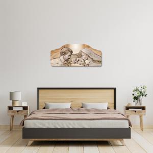 Quadro moderno Capezzale sacra famiglia 42x92 cm HOLY KISS BROWN su tavola lavorata del brand Lupia, categoria: Arredo e decorazioni > Decorazioni da parete > Capezzali.