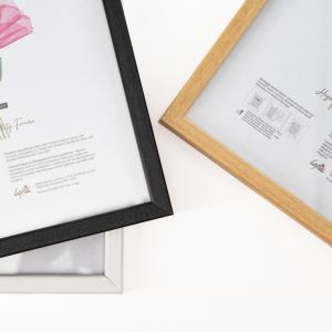 Cornice portafoto in legno da parete OPTICAL, per foto, stampe artistiche, poster, quadri moderni - 29,7x42 cm - A3 VETRO Legno naturale del brand Lupia, categoria: Arredo e decorazioni > Cornici e Portafoto > Cornici portafoto da parete.