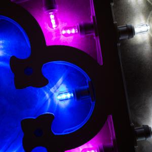 Lampada da Parete in Legno CEMENTINA SALENTINA Grande 52x52 cm LUMINARIA d'arredo pugliese 28 lampadine - Lampadine Colorate del brand Lupia, categoria: Artigianato salentino > Luminarie Salentine > Luminaria.