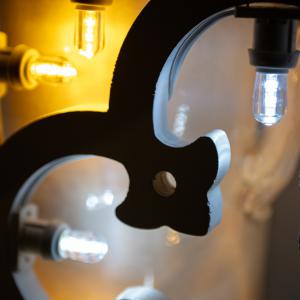 Lampada da Parete in Legno CEMENTINA SALENTINA Grande 52x52 cm LUMINARIA d'arredo pugliese 28 lampadine - Lampadine Colorate del brand Lupia, categoria: Artigianato salentino > Luminarie Salentine > Luminaria.