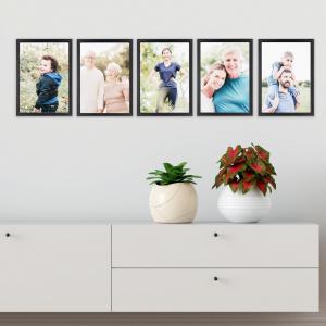 SET Cornici in legno da parete OPTICAL colorazione NERA con vetro Portafoto, stampe, poster, documenti - Set 5pz 10x15 cm del brand Lupia, categoria: Arredo e decorazioni > Cornici e Portafoto > Cornici portafoto da parete.