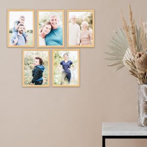 SET Cornici in legno da parete OPTICAL colorazione NATURAL con vetro Portafoto, stampe, poster, documenti - Set 5pz 10x15 cm del brand Lupia, categoria: Arredo e decorazioni > Cornici e Portafoto > Cornici portafoto da tavolo.