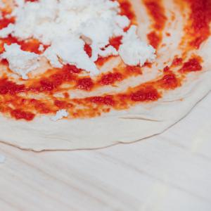 Spianatoia Chiusa, asse in legno di betulla 60x80 cm per impastare, stendi pasta del brand Lupia, categoria: Tavola e cucina > Spianatoie, Taglieri e Vassoi > Spianatoie e Mattarelli.