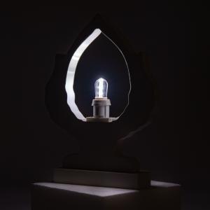 Lampada da tavolo in legno PUMO SALENTINO 21x21 cm LUMINARIA d'arredo pugliese - Lampadina Bianco Caldo del brand Lupia, categoria: Artigianato salentino > Luminarie Salentine > Luminaria.