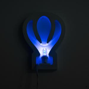 Lampada da tavolo o parete in legno MONGOLFIERA 15,5x2xH23 cm LUMINARIA d'arredo pugliese  - Lampadina Fucsia del brand Lupia, categoria: Artigianato salentino > Luminarie Salentine > Luminaria.