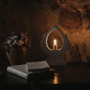 Lampada da tavolo in legno PUMO SALENTINO 21x21 cm LUMINARIA d'arredo pugliese - Lampadina Bianco Caldo del brand Lupia, categoria: Artigianato salentino > Luminarie Salentine > Luminaria.