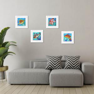Set 4 Quadri moderni stampa su CERAMICA cornice Shabby MODERN White FISHES Vetrate con pesci - 18x18 cm del brand Lupia, categoria: Arredo e decorazioni > Quadri e Tele > Quadri su ceramica.