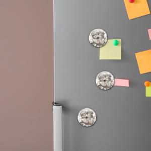 Calamita, MAGNETI in Legno Set da 24 PEZZI D.4,5 cm ANGELS IN FLOWERS MIX con decorazione stampata del brand Lupia, categoria: Idee regalo e bomboniere > Bomboniere > Bomboniere Segnaposto.