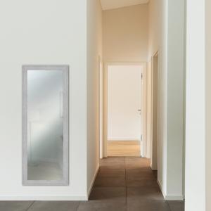 Lupia Specchio da parete moderno 41x124 cm con cornice multicolore BOSTON multicolore in legno, design lungo - Beige del brand Lupia, categoria: Complementi d'arredo > Specchi e specchiere > Specchi da parete.