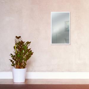 Lupia Specchio da parete moderno 38x63 cm con cornice OPTICAL Bianca design sottile in legno del brand Lupia, categoria: Complementi d'arredo > Specchi e specchiere > Specchi da parete.