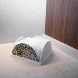 Set 3 pezzi NEW Porta Bicchieri, Porta Tovaglioli e Porta Rotolo in legno WHITE TILES del brand Lupia, categoria: Tavola e cucina > Portabicchieri, Portatovaglioli e Portarotoli > Set Portarotolo, Portatovaglioli e Portabicchieri.