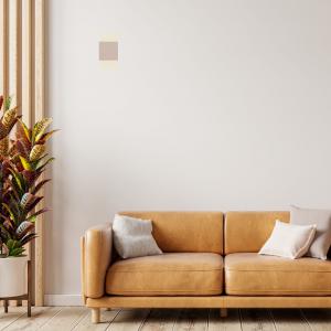 Applique da parete moderna per interno in Pietra Leccese CUBO 14,5x14,5xH15cm per soggiorno, cucina, bagno, camera da letto del brand Lupia, categoria: Artigianato salentino > Pietra leccese e carparo > Lampade e Orologi.