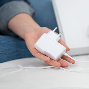 Lampada da parete in Legno STELLA DI NATALE 44x42 cm LUMINARIA d'arredo pugliese 21 lampadine colorate del brand Lupia, categoria: Artigianato salentino > Luminarie Salentine > Luminaria.