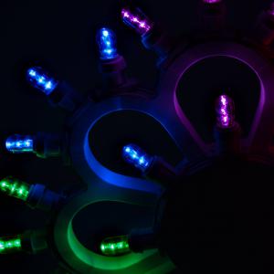 Lampada da tavolo in Legno MARGHERITA DELL'AMORE Arcobaleno mezzo rosone 46x26 cm LUMINARIA d'arredo pugliese 16 lampadine colorate del brand Lupia, categoria: Artigianato salentino > Luminarie Salentine > Luminaria.