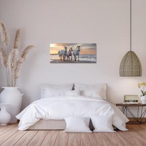 Quadro moderno su tela BRILLANT con Glitter 52x122 cm SUNSET WITH HORSES per soggiorno, capezzale camera da letto, ufficio del brand Lupia, categoria: Arredo e decorazioni > Quadri e Tele > Quadri su tela.