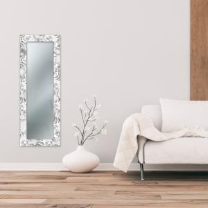 Specchio da parete lungo moderno Mirror Fantasy CALLE WHITE 44x127 cm con cornice stampata, specchiera per camera da letto, soggiorno, ingresso del brand Lupia, categoria: Complementi d'arredo > Specchi e specchiere > Specchi da parete.