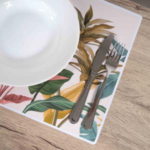 Tovagliette americane lavabili, set da 4 pezzi in PVC rettangolari 31x45 cm, decorate con tema BANANA LEAVES del brand Lupia, categoria: Tavola e cucina > Accessori per la Tavola > Tovagliette americane.