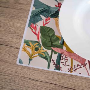 Tovagliette americane lavabili, set da 4 pezzi in PVC rettangolari 31x45 cm, decorate con tema BANANA LEAVES del brand Lupia, categoria: Tavola e cucina > Accessori per la Tavola > Tovagliette americane.