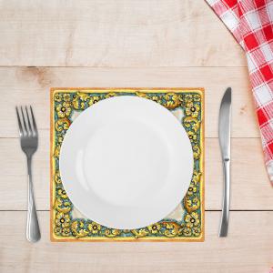 Sottotutto decorato con stampa a colori in Legno QUADRATO Sotto bicchiere, piatto, pentola con varie dimensioni - 32x32 cm LEAVES MIX del brand Lupia, categoria: Tavola e cucina > Accessori per la Tavola > Sottopentole, Sottopiatti e Sottobicchieri.