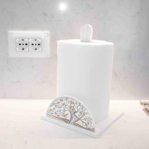 Lupia - Set 3 Pezzi Cucina in Legno White ALBERO ABBRACCIO: Porta Tovaglioli, Porta Bicchieri, Porta Rotolo, Decorazione Elegante, Adatto a Stili Moderni e Classici, stile amore e famiglia del brand Lupia, categoria: Tavola e cucina > Portabicchieri, Portatovaglioli e Portarotoli > Set Portarotolo, Portatovaglioli e Portabicchieri.