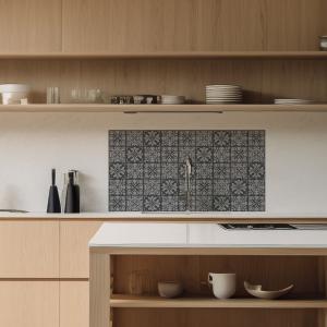 Lupia Pannello Paraschizzi Schienale Cucina con decorazione stampata, in Alluminio composito, Facile da applicare, Lavabile Ignifugo Resistente all'Acqua - brand Lupia, categoria: Arredo e decorazioni > Decorazioni da parete > Pannelli retro Cucina, disponibile su Vorreishop.