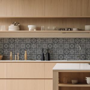 Lupia Pannello Paraschizzi Schienale Cucina con decorazione stampata, in Alluminio composito, Facile da applicare, Lavabile Ignifugo Resistente all'Acqua - brand Lupia, categoria: Arredo e decorazioni > Decorazioni da parete > Pannelli retro Cucina, disponibile su Vorreishop.