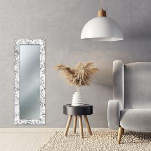 Specchio da parete lungo moderno Mirror Fantasy CALLE WHITE 52x152 cm con cornice stampata, specchiera per camera da letto, soggiorno, ingresso del brand Lupia, categoria: Complementi d'arredo > Specchi e specchiere > Specchi stampati.