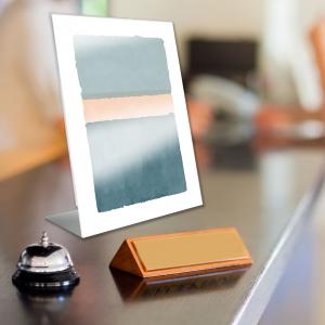 Lupia - Portadocumenti in Acrilico trasparente KRYSTAL | 15x20 cm Verticale da tavolo | Spessore 1,3 mm, Realizzato in Italia   del brand Lupia, categoria: Idee regalo e bomboniere > Oggettistica > Portadocumenti in Acrilico.