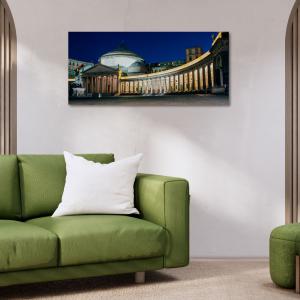 Lupia - Quadro moderno su Tela Canvas DEEP 65X143 cm, con paesaggi e localismi italiani, per casa, soggiorno, capezzale camera da letto, hotel, ufficio, NAPOLI - PIAZZA PLEBISCITO NOTTE       del brand Lupia, categoria: Arredo e decorazioni > Quadri e Tele > Quadri cittÃ  e Localismi.