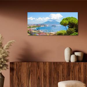 Lupia - Quadro moderno su Tela Canvas DEEP 65X143 cm, con paesaggi e localismi italiani, per casa, soggiorno, capezzale camera da letto, hotel, ufficio, NAPOLI - VESUVIO GIORNO                del brand Lupia, categoria: Arredo e decorazioni > Quadri e Tele > Quadri cittÃ  e Localismi.