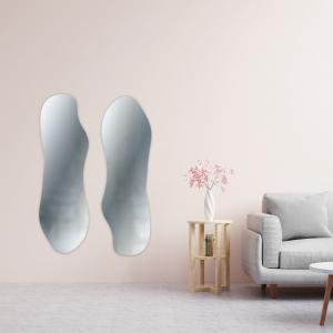 Lupia - Specchio da Parete Irregolare, asimmetrico ORGANICO, Specchio moderno Camera Letto, Bagno, Ingresso, forma macchia, goccia, montaggio facile con pannello mdf posteriore, filo lucido - 49x69 cm del brand Lupia, categoria: Complementi d'arredo > Specchi e specchiere > Specchi da parete.