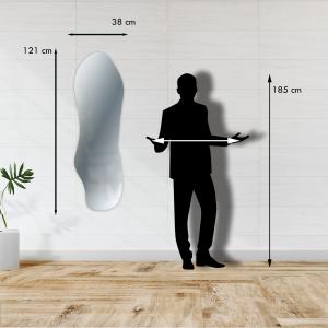 Lupia - Specchio da Parete Irregolare, asimmetrico ORGANICO, Specchio moderno Camera Letto, Bagno, Ingresso, forma macchia, goccia, montaggio facile con pannello mdf posteriore, filo lucido - 49x69 cm del brand Lupia, categoria: Complementi d'arredo > Specchi e specchiere > Specchi da parete.