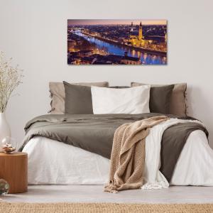 Lupia - Quadro moderno su Tela Canvas DEEP 65X143 cm, con paesaggi e localismi italiani, per casa, soggiorno, capezzale camera da letto, hotel, ufficio, VERONA - PANORAMA NOTTE                del brand Lupia, categoria: Arredo e decorazioni > Quadri e Tele > Quadri cittÃ  e Localismi.