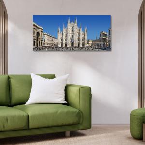 Lupia - Quadro moderno su Tela Canvas DEEP 65X143 cm, con paesaggi e localismi italiani, per casa, soggiorno, capezzale camera da letto, hotel, ufficio, MILANO - PANORAMA PIAZZA DUOMO         del brand Lupia, categoria: Arredo e decorazioni > Quadri e Tele > Quadri cittÃ  e Localismi.