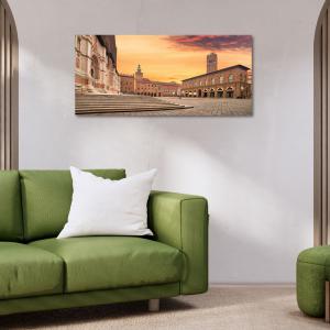 Lupia - Quadro moderno su Tela Canvas DEEP 65X143 cm, con paesaggi e localismi italiani, per casa, soggiorno, capezzale camera da letto, hotel, ufficio, BOLOGNA - PIAZZA MAGGIORE SERA         del brand Lupia, categoria: Arredo e decorazioni > Quadri e Tele > Quadri cittÃ  e Localismi.