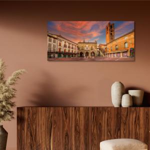 Lupia - Quadro moderno su Tela Canvas DEEP 65X143 cm, con paesaggi e localismi italiani, per casa, soggiorno, capezzale camera da letto, hotel, ufficio, BERGAMO - PIAZZA VECCHIA               del brand Lupia, categoria: Arredo e decorazioni > Quadri e Tele > Quadri cittÃ  e Localismi.