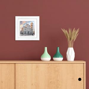 Lupia - Quadro moderno con paesaggi e localismi italiani, Ceramica e Stampa Rilievo, Cornice Legno Shabby Modern bianca, Decorazione Parete, Quadretti Soggiorno, 29x29 cm, FIRENZE DUOMO del brand Lupia, categoria: Arredo e decorazioni > Quadri e Tele > Quadri su ceramica, disponibile su Vorreishop.