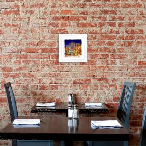 Lupia - Quadro moderno con paesaggi e localismi italiani, Ceramica e Stampa Rilievo, Cornice Legno Shabby Modern bianca, Decorazione Parete, Quadretti Soggiorno, 29x29 cm, ROMA FONTANA DI TREVI del brand Lupia, categoria: Arredo e decorazioni > Quadri e Tele > Quadri città e Localismi, disponibile su Vorreishop.