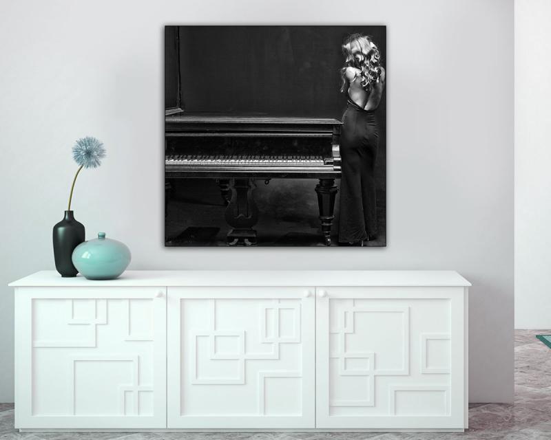 Quadro su tela ARTE 100X100 cm SILENT MELODY del brand Lupia, categoria: Arredo e decorazioni > Quadri e Tele > Quadri bianco e nero.