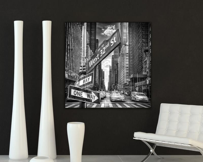 Quadro su tela ARTE 50x50cm DOUBLE ONE WAY del brand Lupia, categoria: Arredo e decorazioni > Quadri e Tele > Quadri bianco e nero.