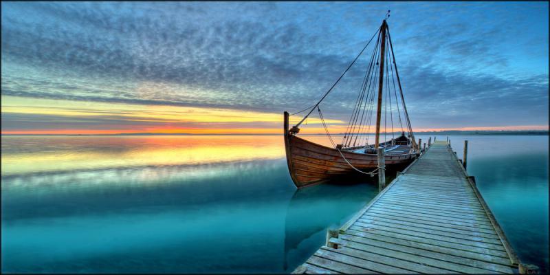 Quadro su tela canvas DEEP 62X115 BOAT MOLE del brand Lupia, categoria: Arredo e decorazioni > Quadri e Tele > Quadri su tela, disponibile su Vorreishop.